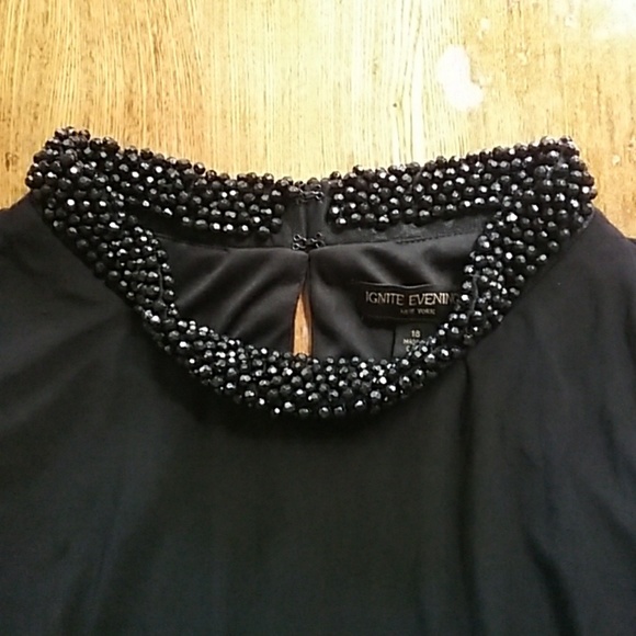 Ignite Evening Gown👗* - Picture 3 of 3